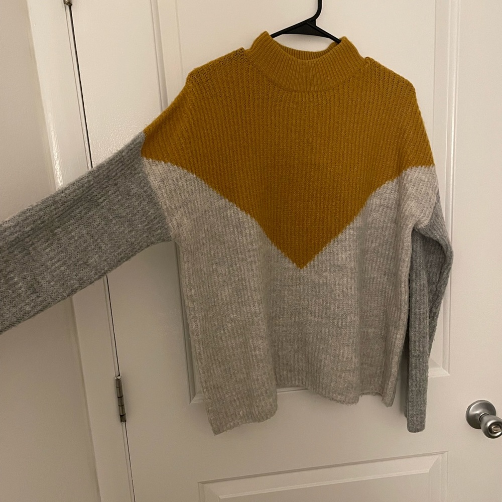 Silverflint mock neck sweater